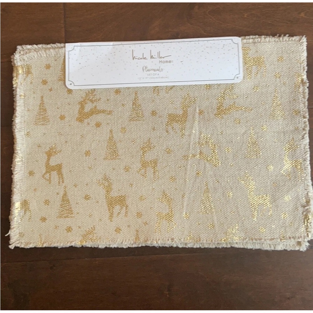 Nicole Miller Home Christmas Reindeer Placemats Set Of 4 Beige Gold Cotton